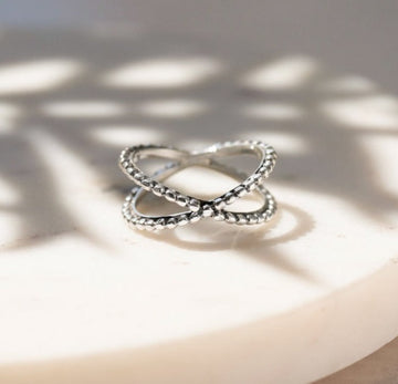 Samar Promise - Modern Sterling Silver Promise Ring
