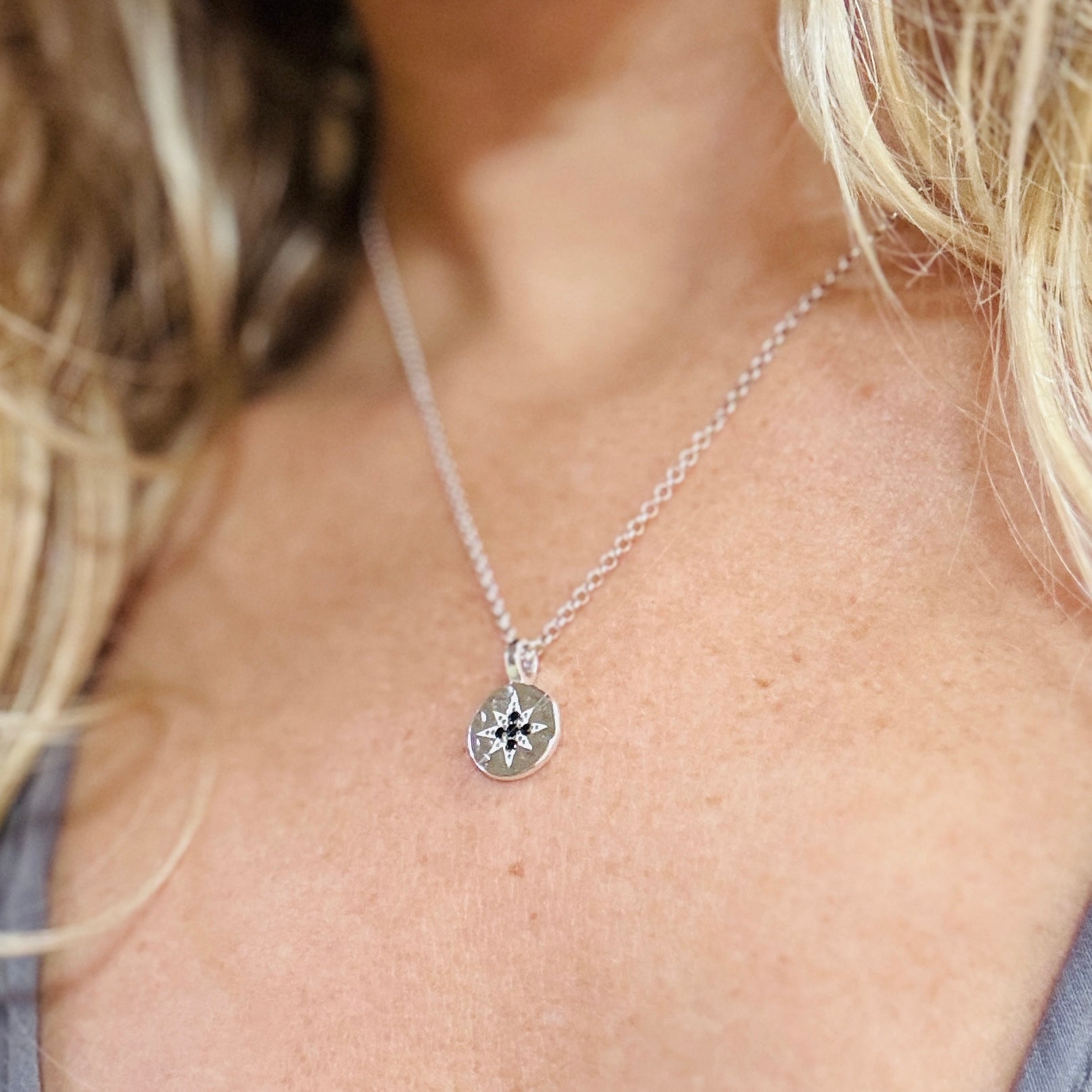 Hella - 925 Sterling Silver Star Pendant with Black Spinel