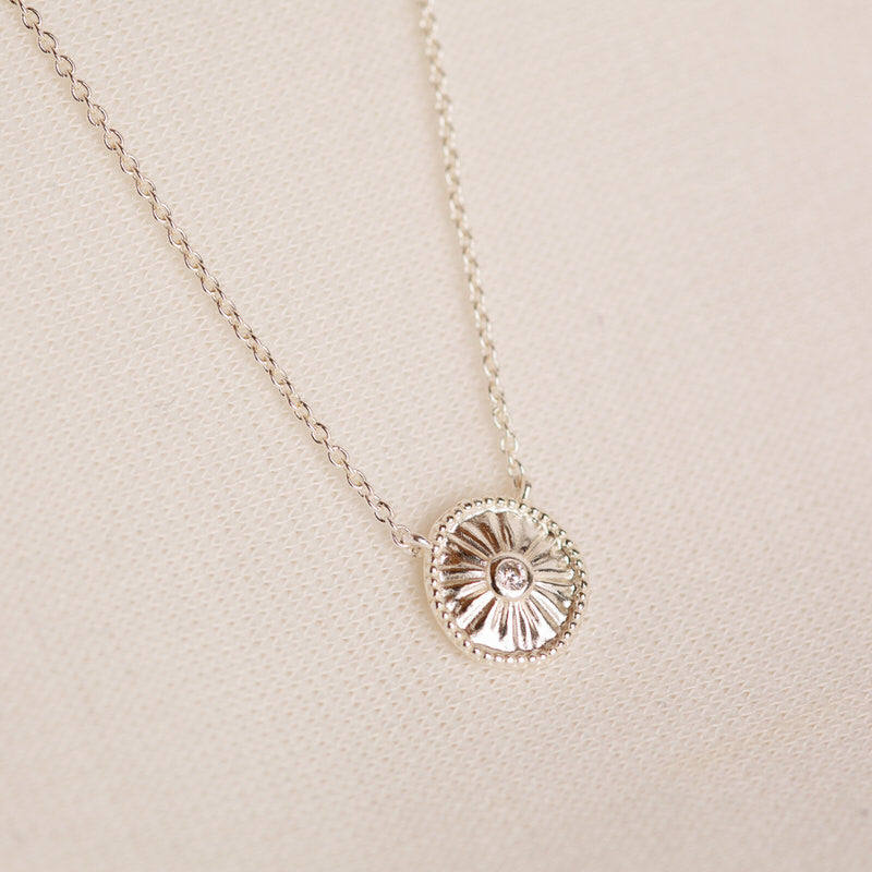 Silver Daisy Pendant