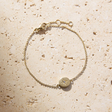 Hella - Dainty Gold Star Bracelet