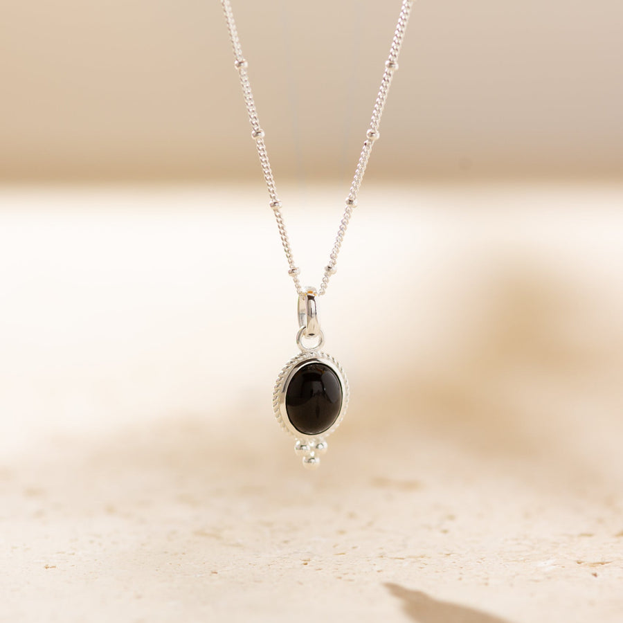 Udaipur - Silver Oval Black Onyx Pendant
