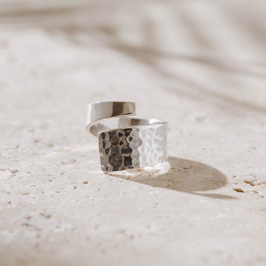 Agonda - Hammered Silver Wrap Ring