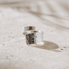 Agonda - Hammered Silver Wrap Ring