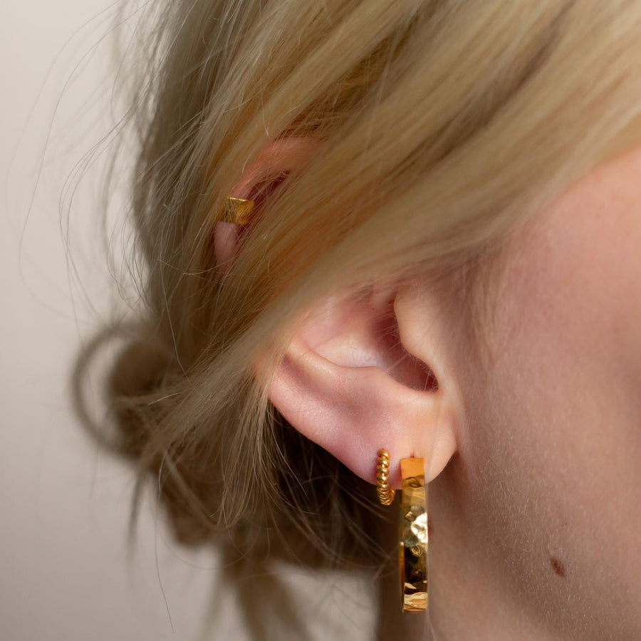 Agonda - Hammered Gold Ear Cuff
