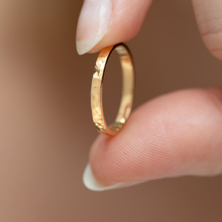 Agonda - Solid 9ct Gold Hammered Ring